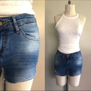 ZARA MID-RISE CUTOFF DENIM SHORTS - 4